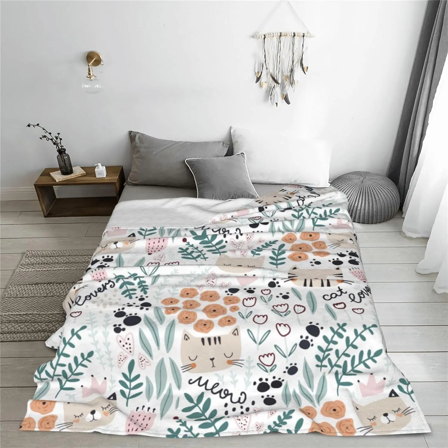 Cat and Floral Thermal Throw Blanket, Ultra Soft Warm Cozy Microfiber All Season Lightweight Cat Flannel Fleece Blanket for Sofa Bed Couch Office Travel, 60x50 Inches